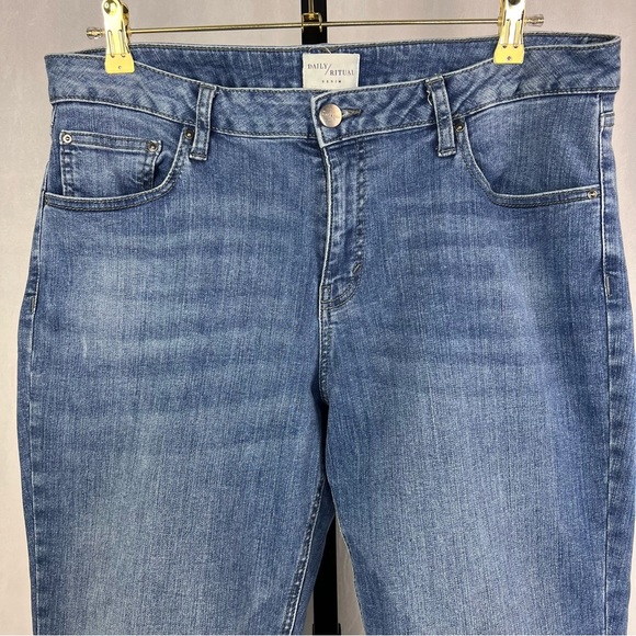Daily Ritual Girlfriend Jeans Womens Plus 32 Blue Mid Rise Stretch Cropped Denim - Picture 3 of 10